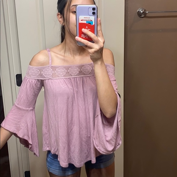 Tops - Purple cold shoulder top!! :)